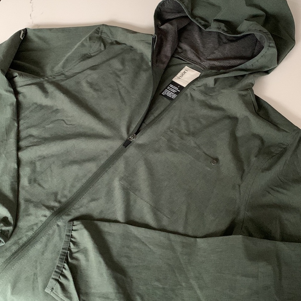 VUORI Outdoor Trainer Shell - Picture 5 of 15
